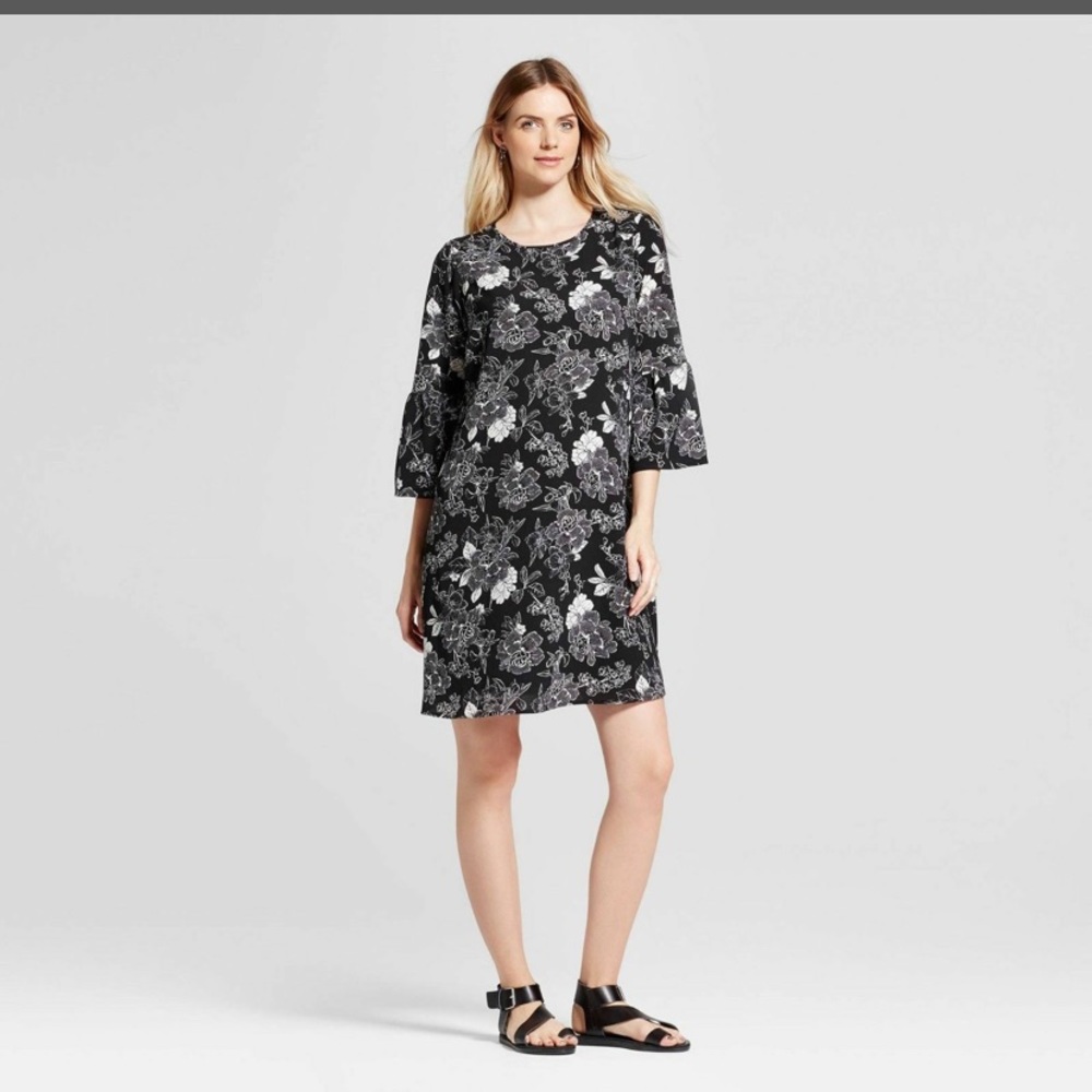 Isabelle and Ingrid maternity dress size xl black
